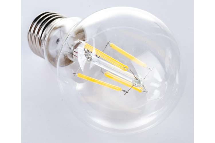 Светодиодная лампа Uniel LED-A60-8W/NW/E27/CL GLA01TR Форма A, прозрачная UL-00002212