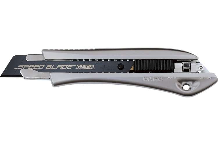 Нож OLFA с сегментированным лезвием 18 мм OL-LTD-AL-LFB