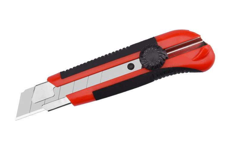 Нож с прорезиненной ручкой 25мм AV Steel AV-900525