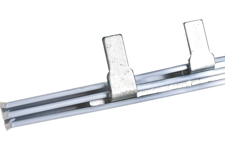 Соединительная шина типа PIN EKF для 2-фазной нагрузки 100А PROxima pin-02-100m
