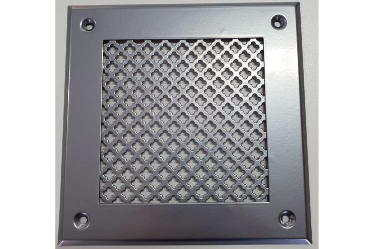Вентиляционная решетка металлическая на саморезах 150x150 мм ООО Вентмаркет VRC00150S6