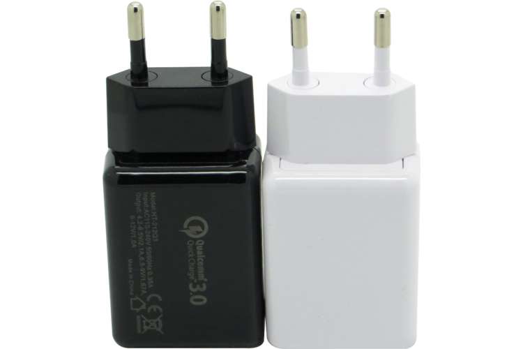 Зарядное устройство Вымпел USB M81 220В, 1 USB, 5V, 2.4 A, QC3.0 9174